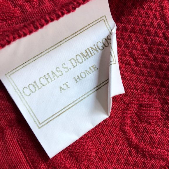 NWOT: Pair | Red Matelassé Standard Pillow Shams - Picture 7 of 9